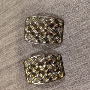 VTG Sarah Coventry Clip On Earrings Lattice Open Weave Silver Tone Signed